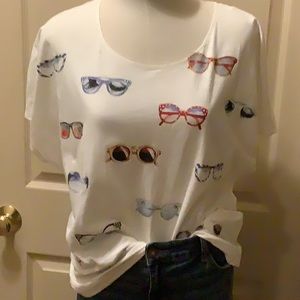 Sunglasses Sleeveless Tee